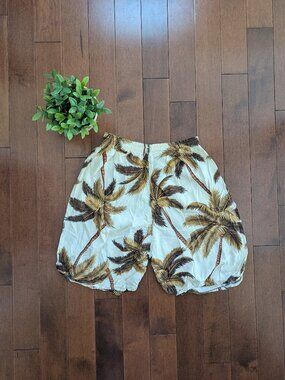 NEUTRAL PALM TREE PRINT VINTAGE FLOWY SHORTS